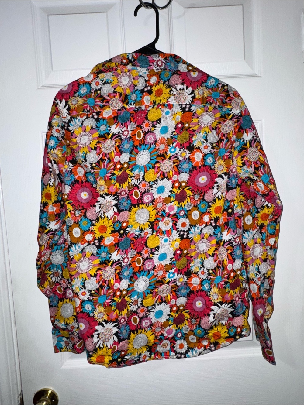 Floral Tunevuse Relaxed Fit Button Down - Picture 6 of 7